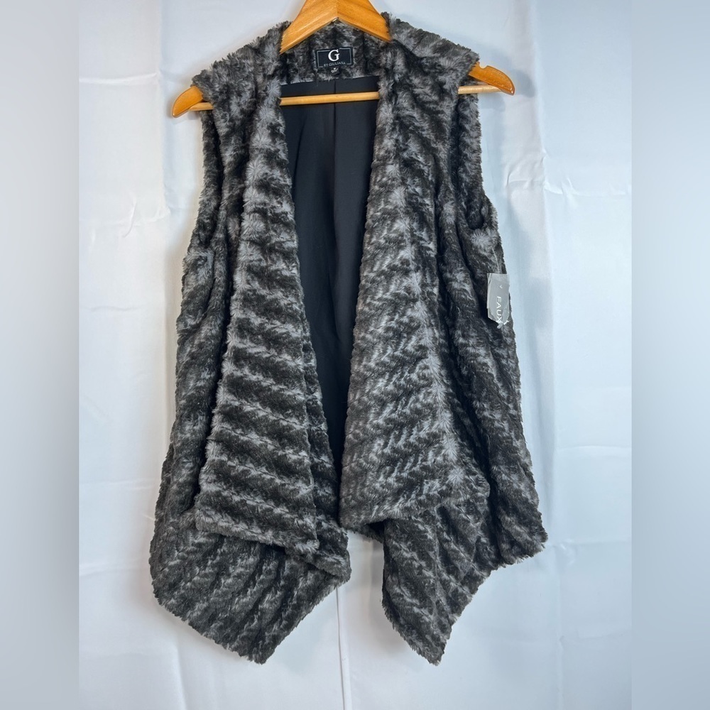 G By Giuliana Womens Faux Fur Draped Vest Size M Gray